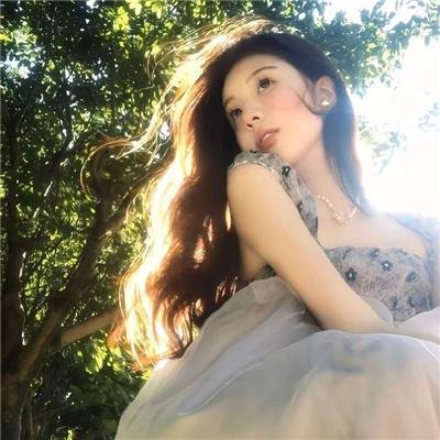 弗里达·卡罗 2024